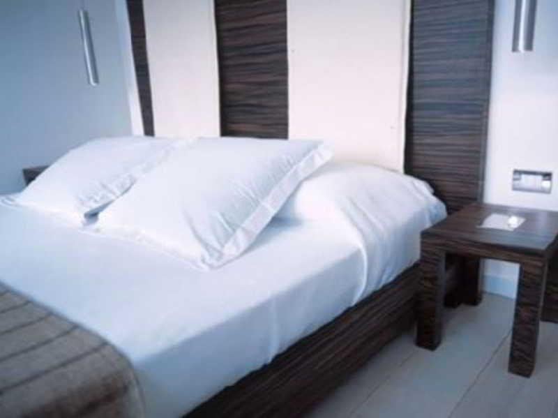 Roma Resort Trevi Szoba fotó